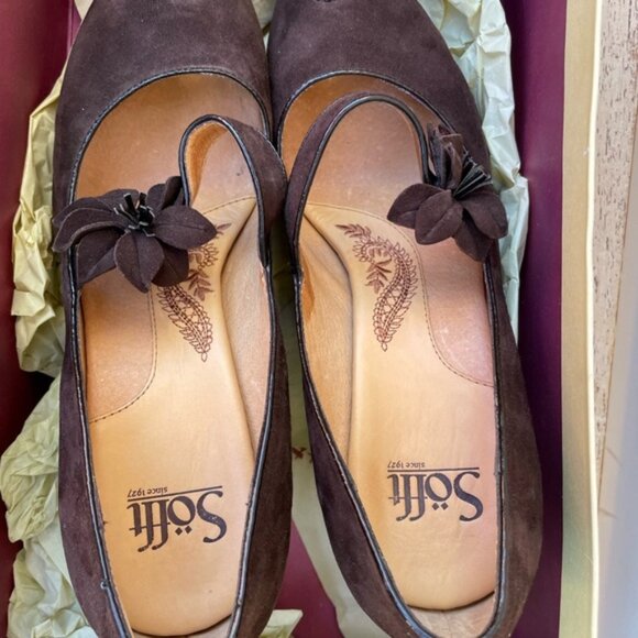 Sofft Women's Retro Geva Brown Suede Peep Toe Mary Jane Pumps Size 9W - Picture 6 of 13